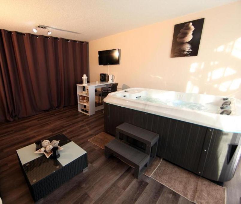 Appartement Jac-Cosy à Fleurier Extérieur photo
